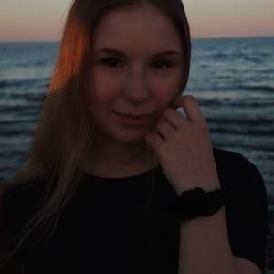 Meet your Posher, Audrey-anne